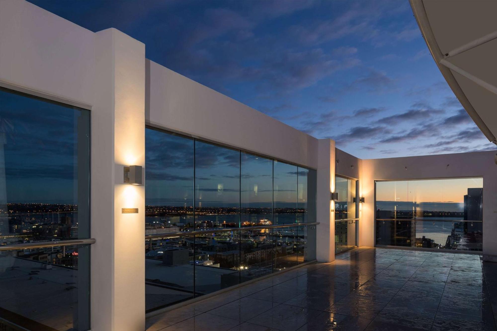 Rydges Auckland Hotell Exteriör bild